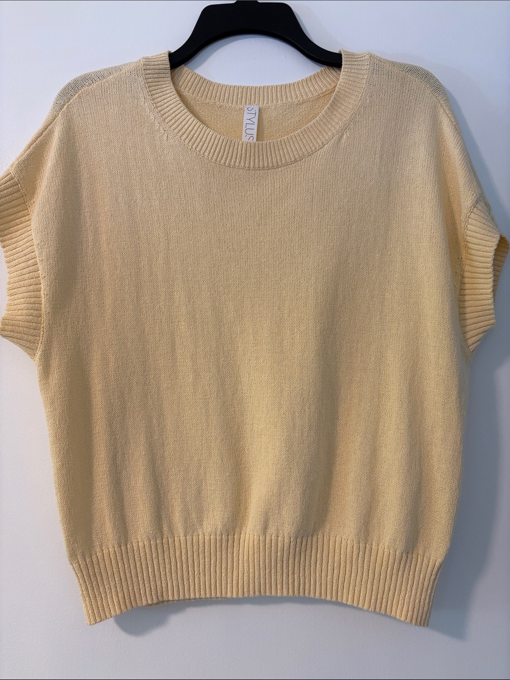 STYLUS Pale Yellow Knit Short Sleeve Top